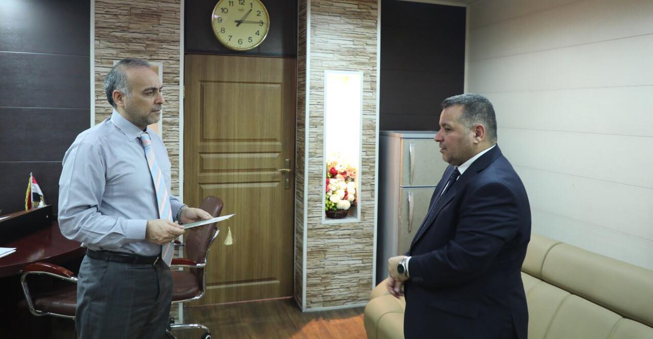 Read more about the article The Chancellor of Al-Karkh University of Science meets the President of the Tourism Authority at the Ministry of Culture